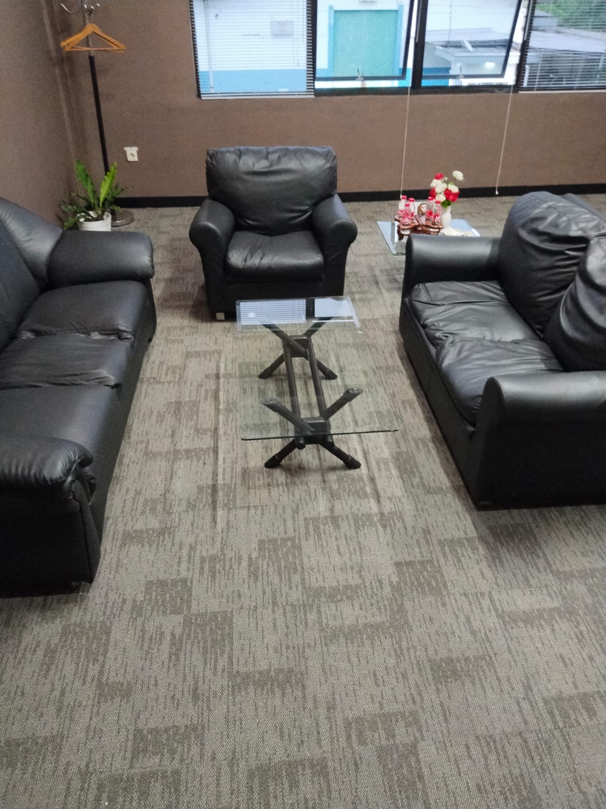 Proyek Karpet Kantor