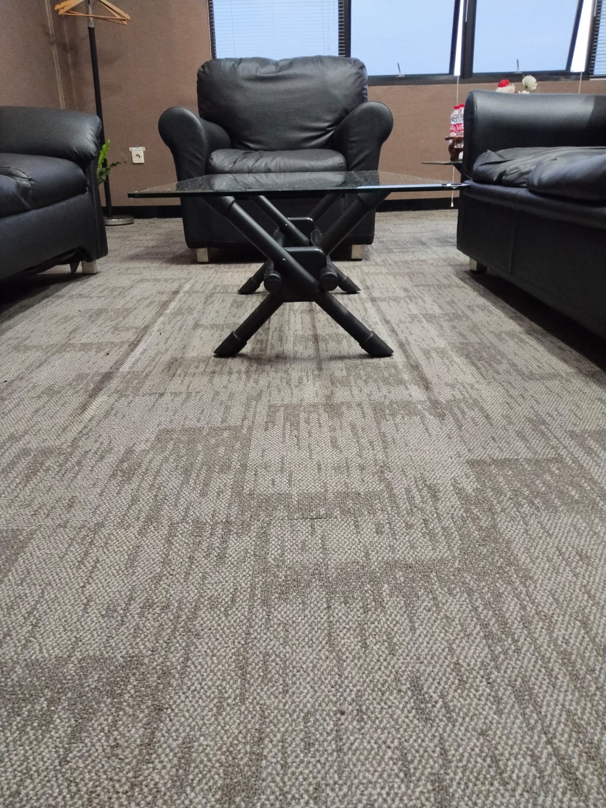 Proyek Karpet Kantor